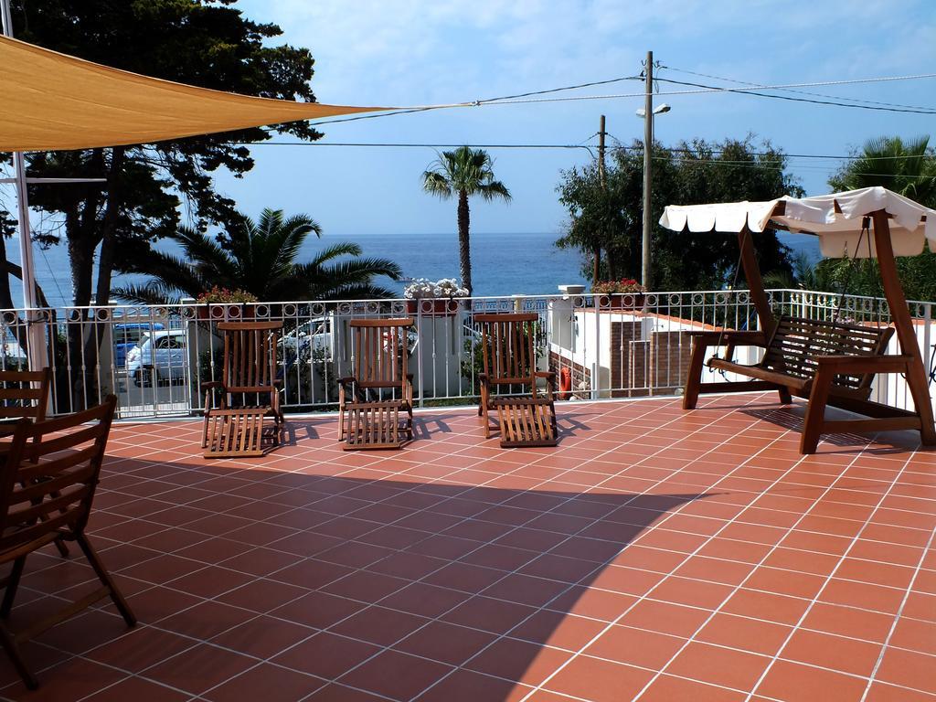 B&B Villa Sul Mare Мелито ди Порто Салво Екстериор снимка