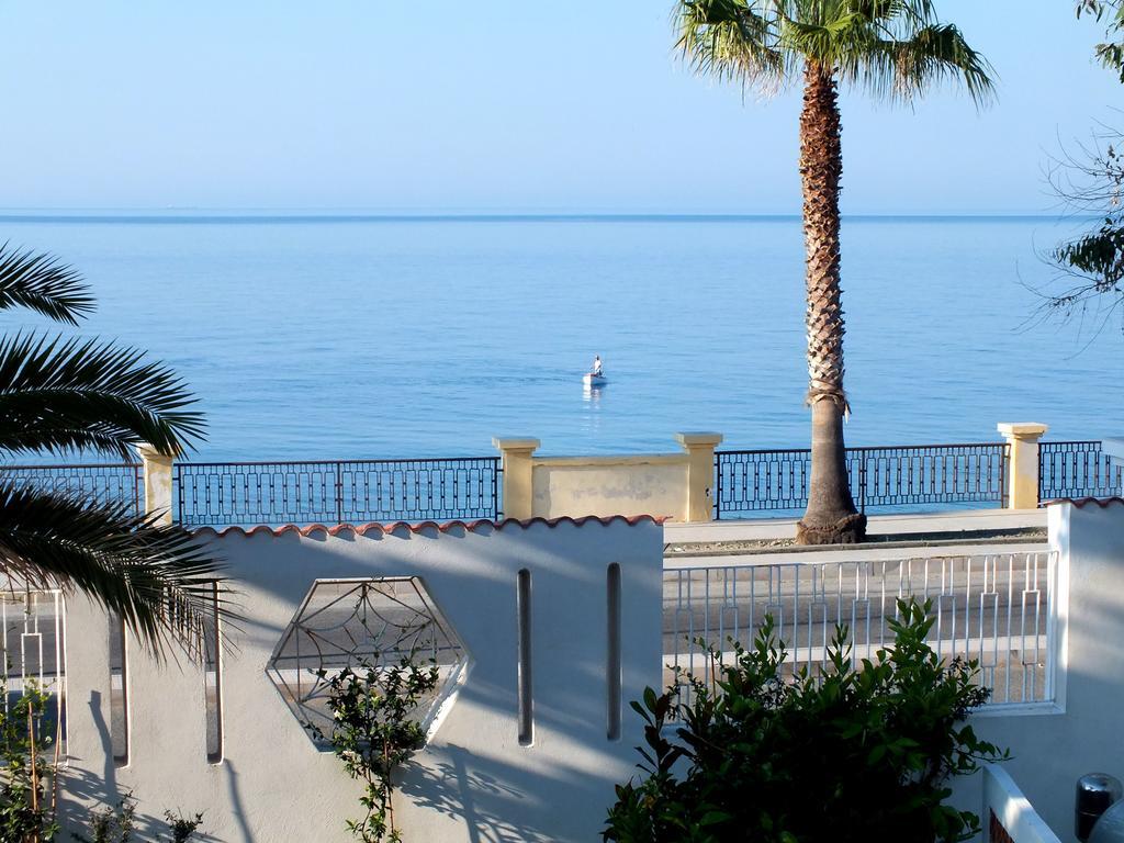 B&B Villa Sul Mare Мелито ди Порто Салво Екстериор снимка